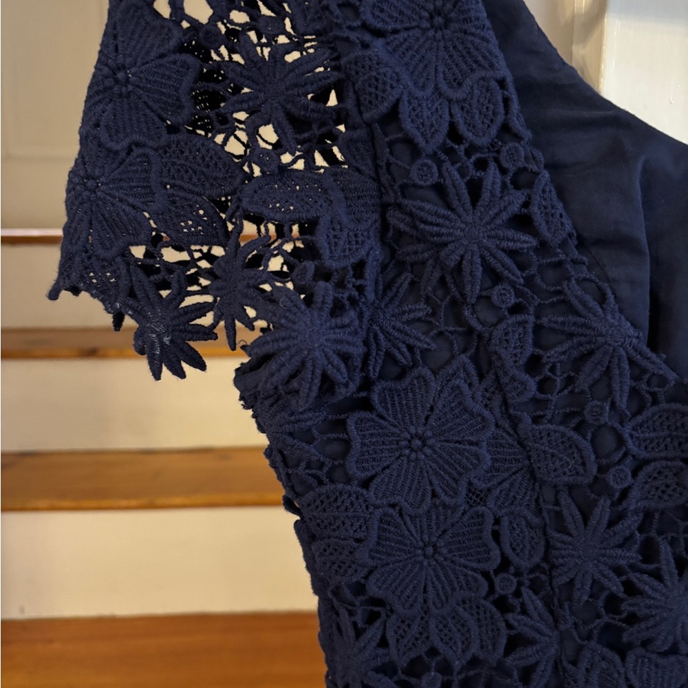 Lilly Pulitzer Marta Dress Classic Lilly, eyelet, chic, old money - Picture 4 of 5